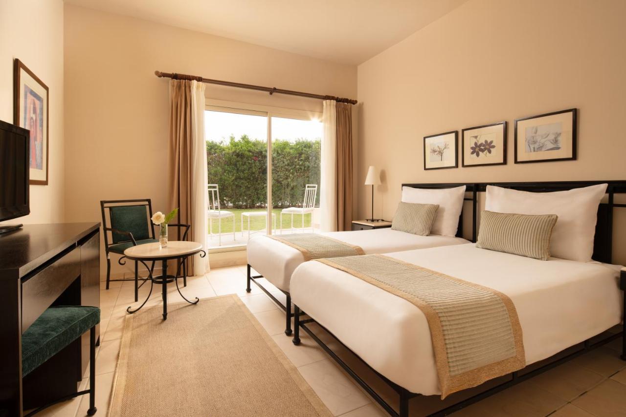 Jaz Neo Almazino, Almaza Bay Hotel Majid Abu Zayd Bagian luar foto