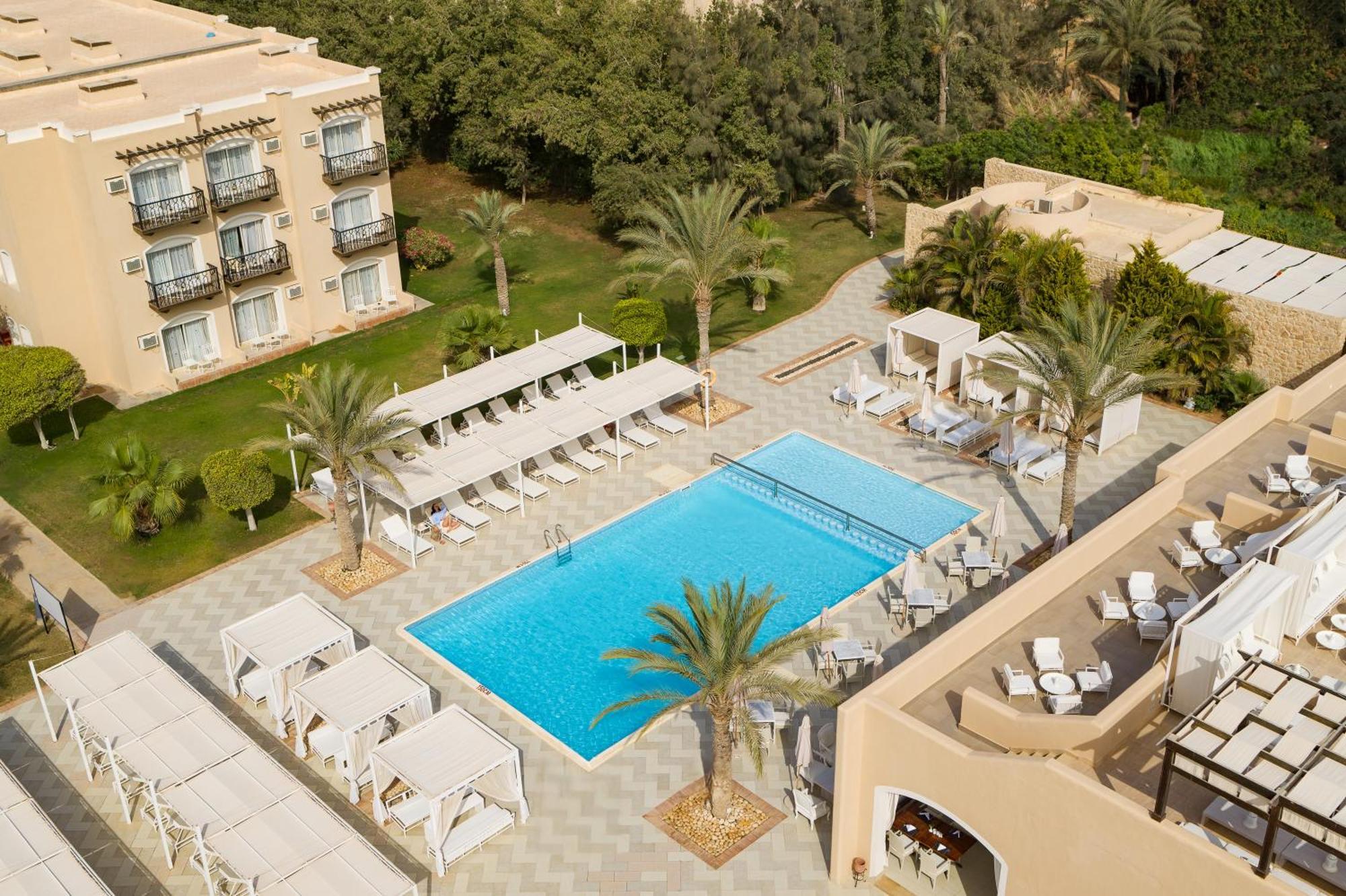 Jaz Neo Almazino, Almaza Bay Hotel Majid Abu Zayd Bagian luar foto